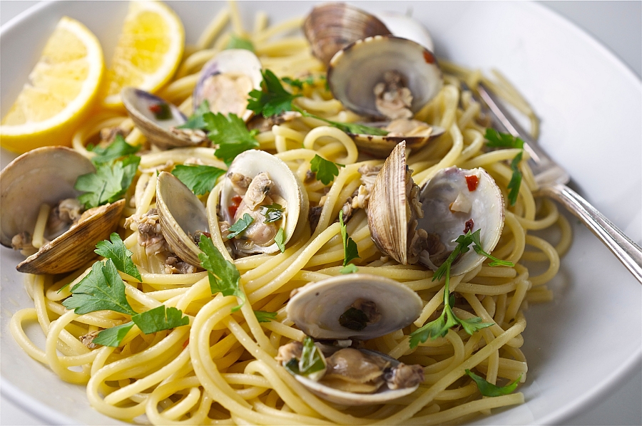 zoom_4_ricetta-pasta-con-le-vongole
